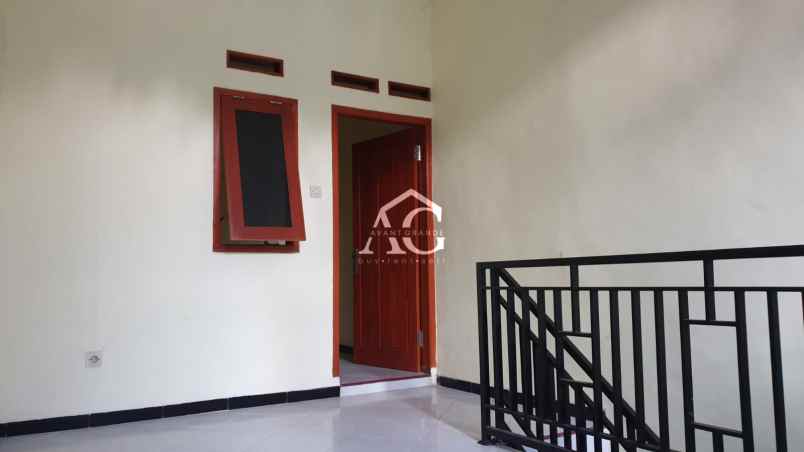 dijual rumah batu malang