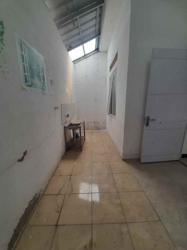 dijual rumah bedahan sawangan depok
