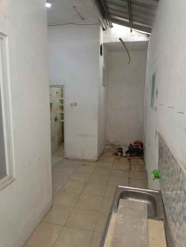 dijual rumah bedahan sawangan depok