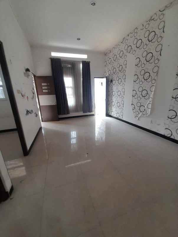 dijual rumah bedahan sawangan depok