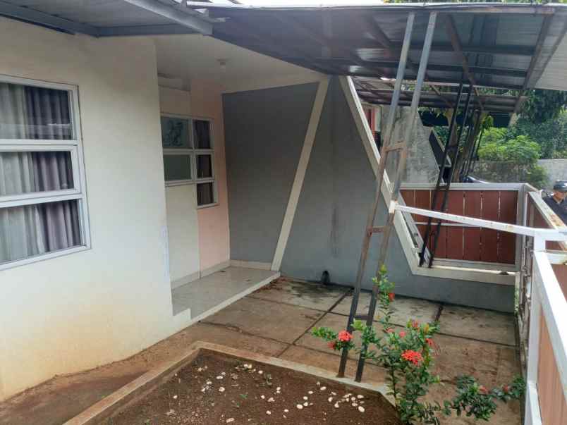 dijual rumah bedahan sawangan depok