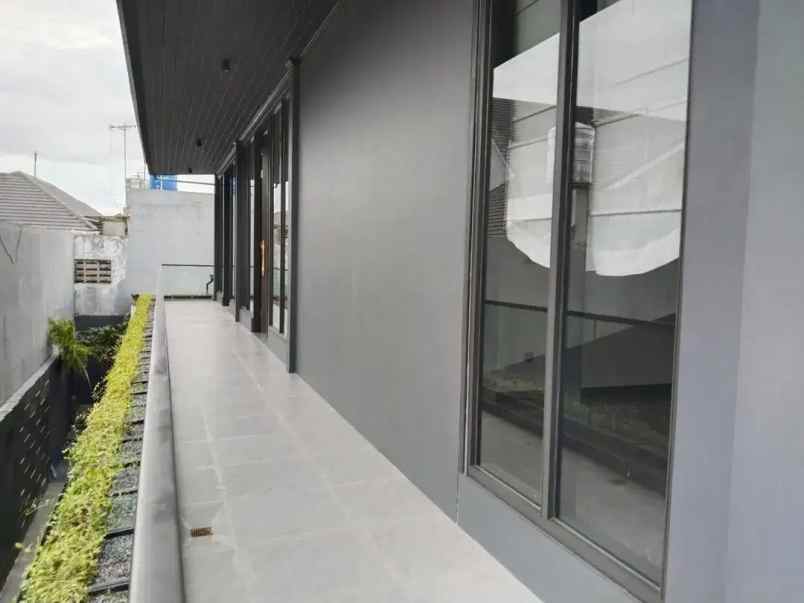 dijual rumah billymoon