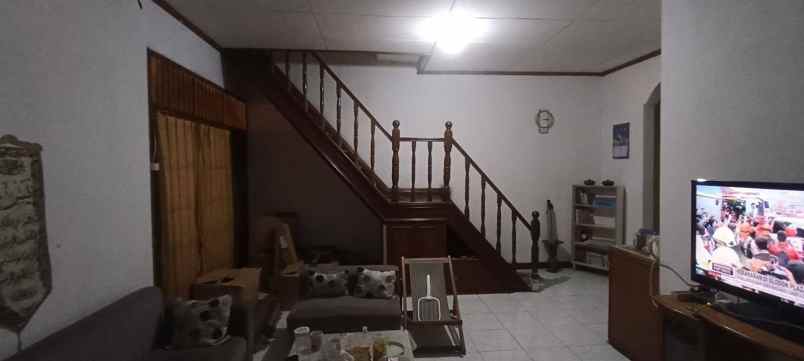 dijual rumah bintara