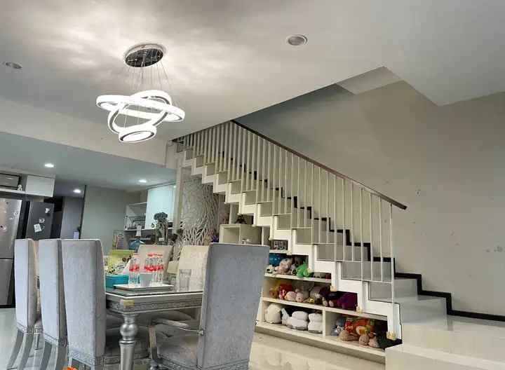 dijual rumah bintaro