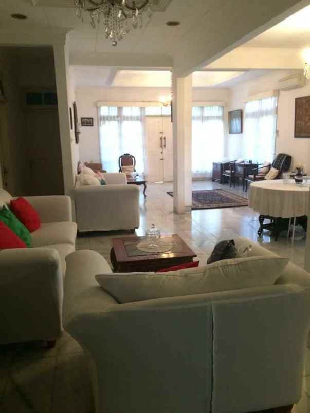 dijual rumah bintaro sektor 1