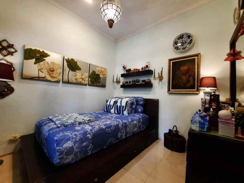 dijual rumah bintaro sektor 9