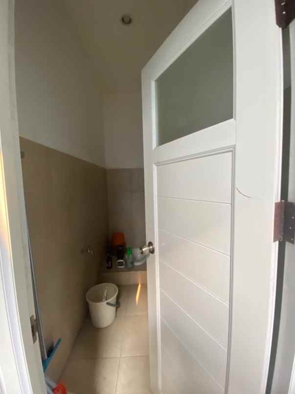dijual rumah bojongsari depok