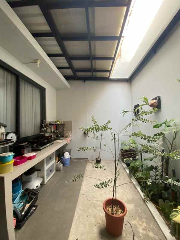 dijual rumah bojongsari depok