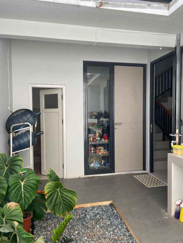 dijual rumah bojongsari depok