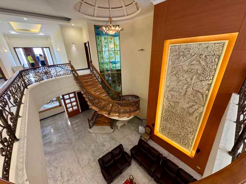 dijual rumah bukit gading mediterania