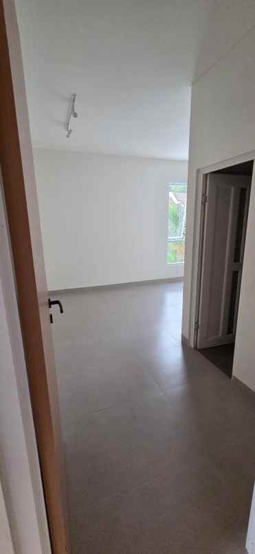 dijual rumah bukit golf riverside cibubur