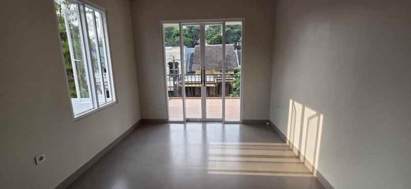 dijual rumah bukit golf riverside cibubur