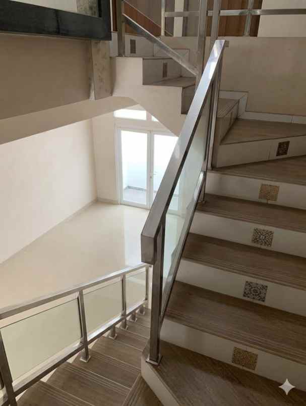 dijual rumah bumi puspitek asri