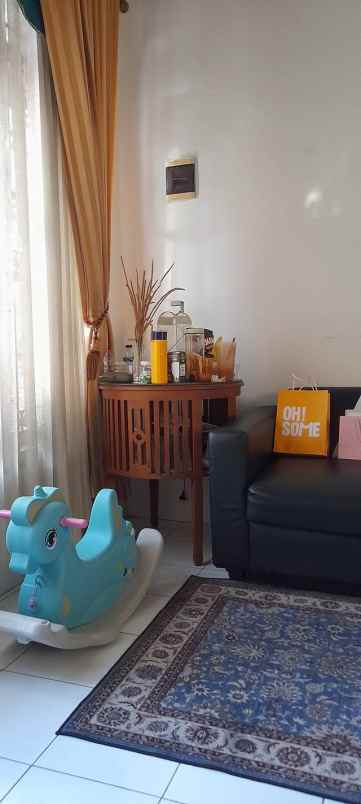 dijual rumah bumi wana mukti