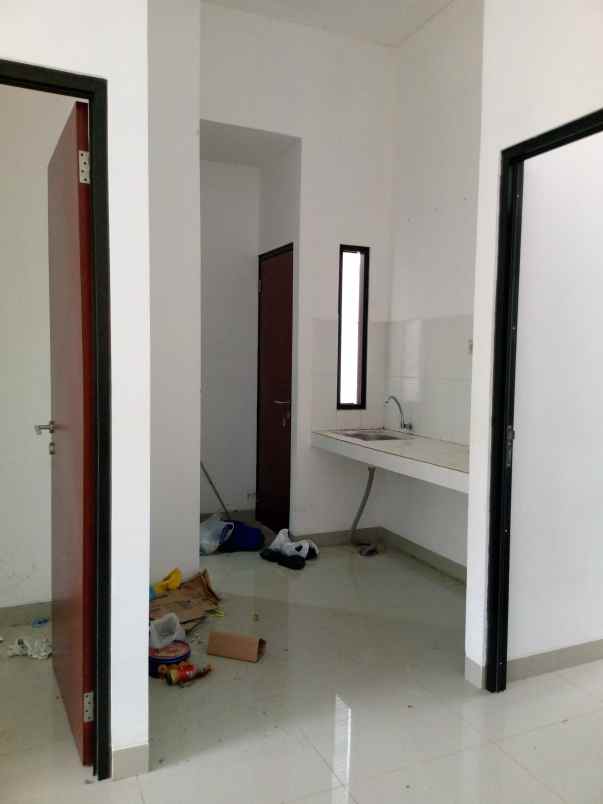 dijual rumah caringin bogor