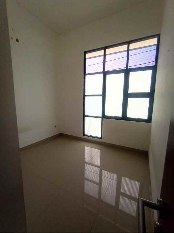 dijual rumah caringin bogor