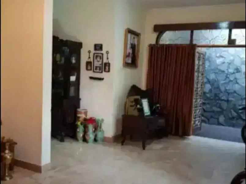 dijual rumah cempaka putih