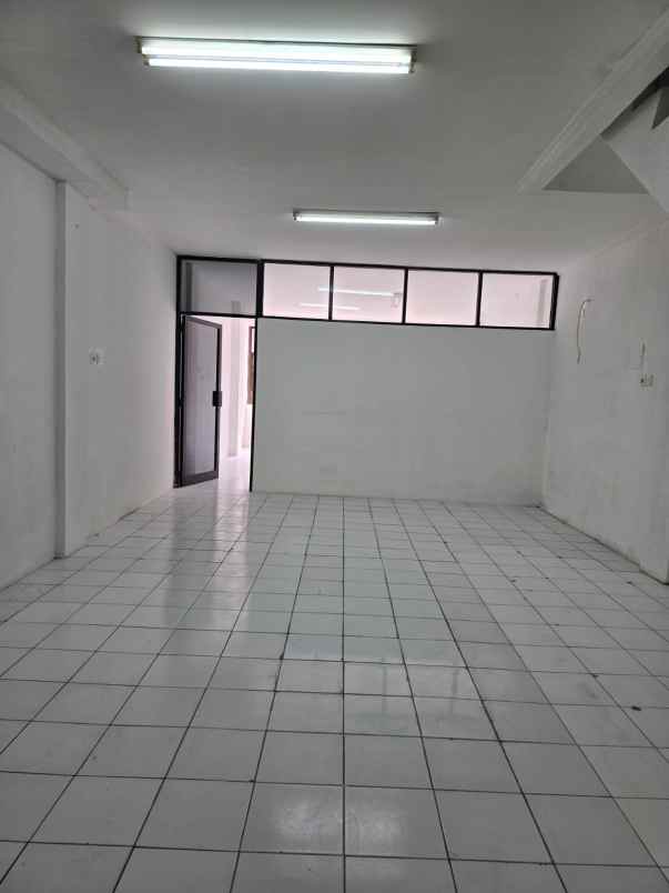 dijual rumah cideng