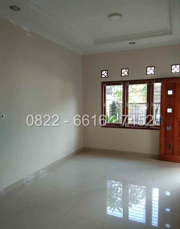 dijual rumah cihanjuang indah