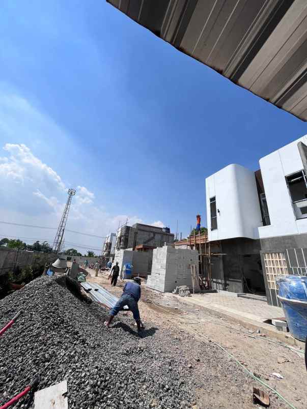 dijual rumah cikarawang