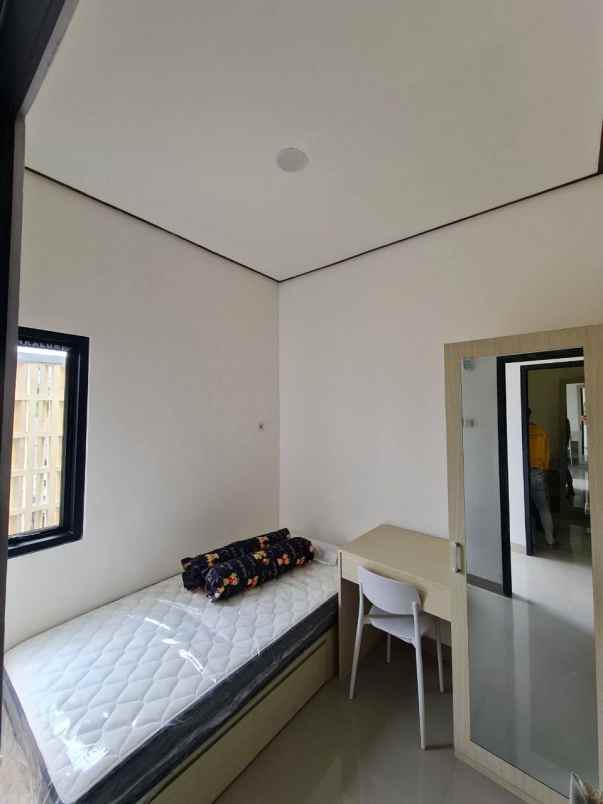 dijual rumah cikarawang