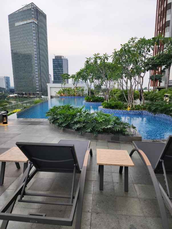 dijual rumah cilandak barat