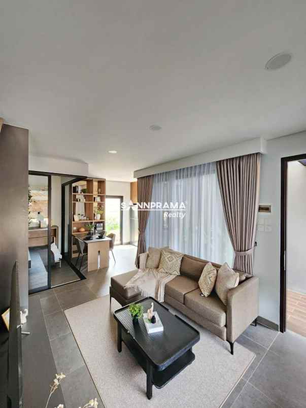 dijual rumah cilenggang