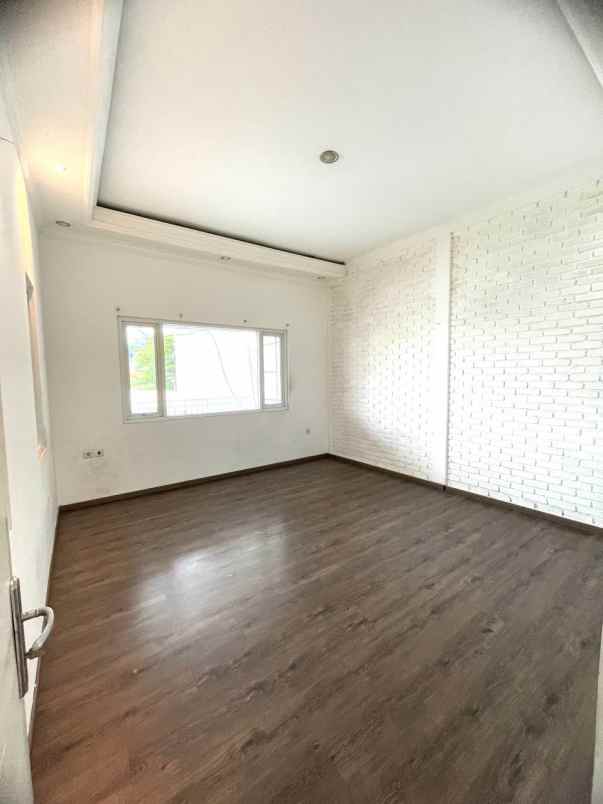 dijual rumah cilengkrang