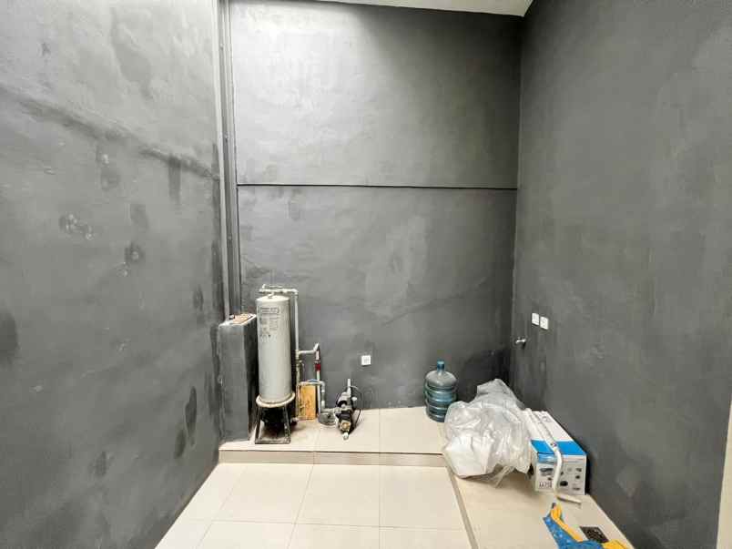 dijual rumah cinambo