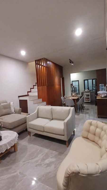 dijual rumah cipayung ciputat