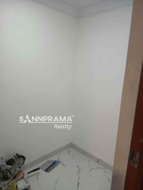 dijual rumah cipedak