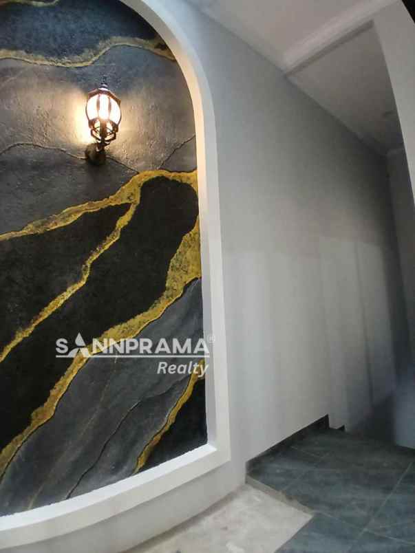 dijual rumah cipedak