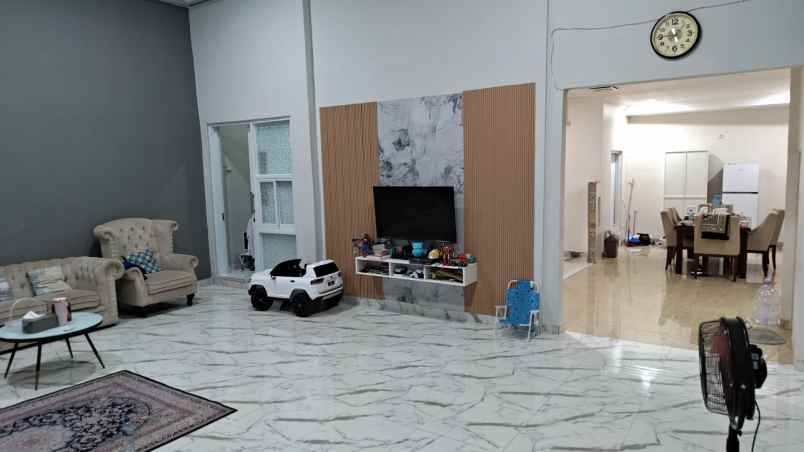 dijual rumah ciputat tangerang selatan banten