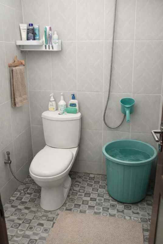 dijual rumah cisaranten kulon