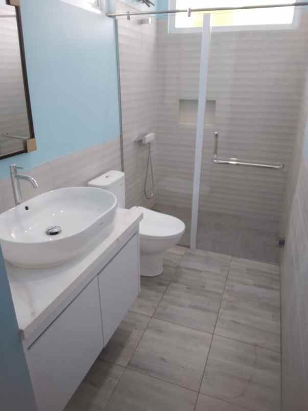 dijual rumah cluster albera bsd city