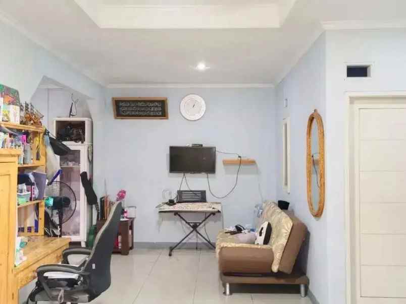 dijual rumah cluster dahlia