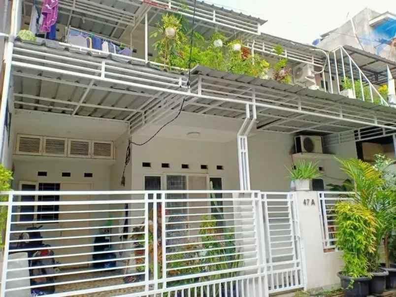 dijual rumah cluster dahlia
