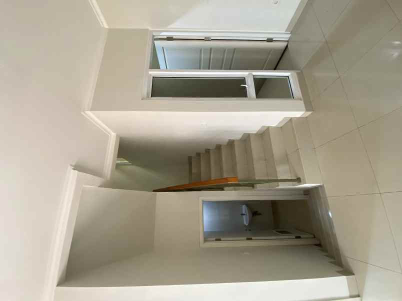 dijual rumah cluster elista village