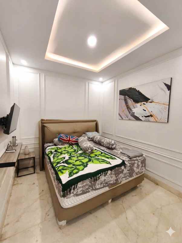 dijual rumah cluster lantana jgc