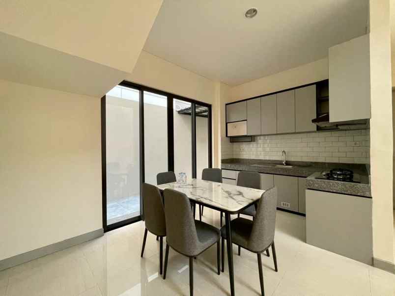 dijual rumah cluster maninjau asya jgc