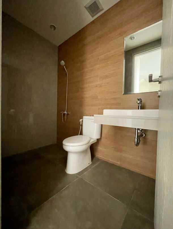dijual rumah cluster maninjau asya jgc