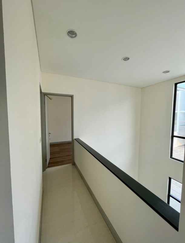 dijual rumah cluster maninjau asya jgc