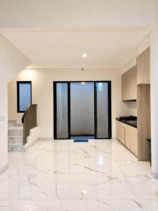 dijual rumah cluster matana asya jgc