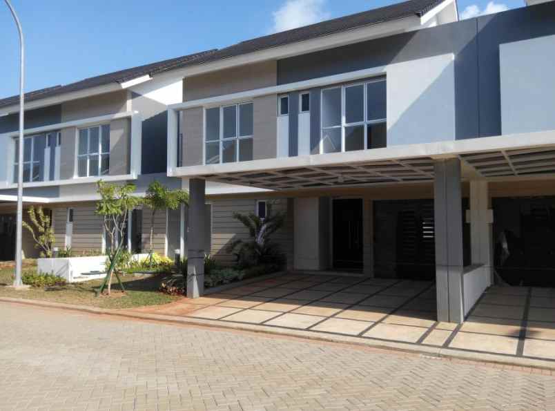 dijual rumah cluster palm spring jgc