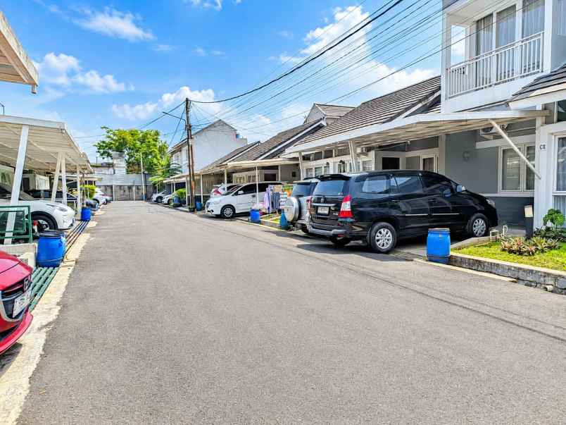dijual rumah cluster paradise regency