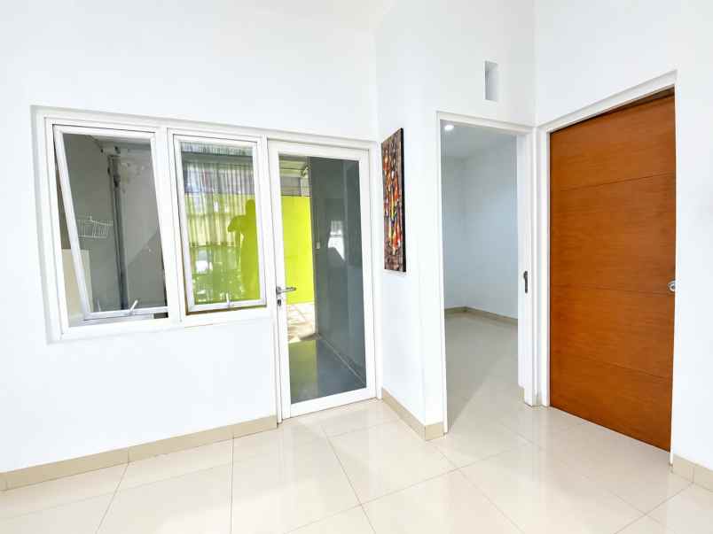 dijual rumah cluster paradise regency