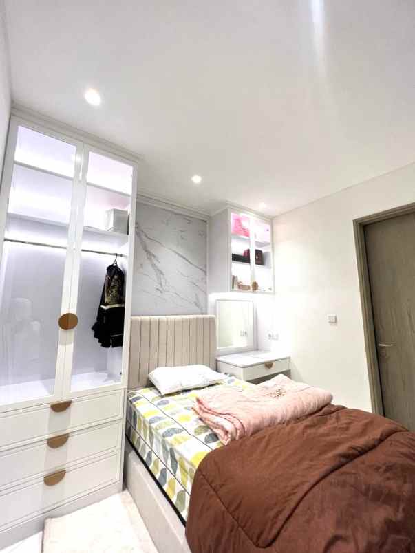 dijual rumah cluster semayang asya jgc