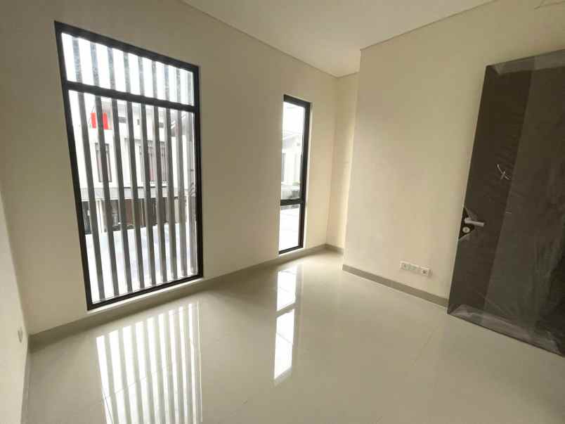 dijual rumah cluster shinano jgc