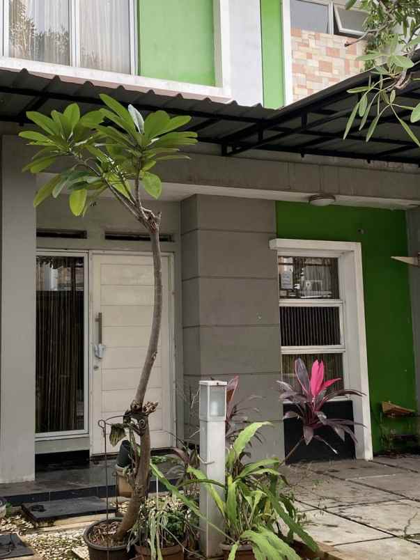 dijual rumah cluster teresta metland