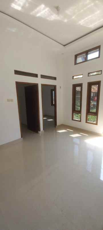dijual rumah cocok untuk investasi hunian asri